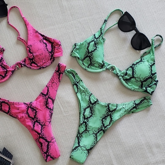 Green Snake 2 piece - Picture 3 of 3